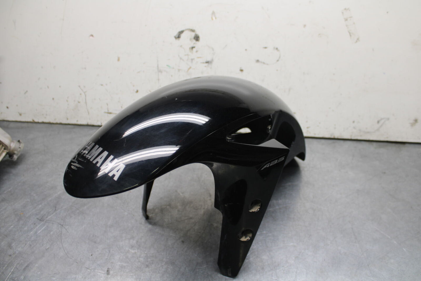 19-24 YAMAHA R3 FRONT WHEEL FENDER COWL FAIRING BB736