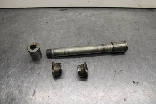 00-05 KAWASAKI NINJA ZX12R FRONT WHEEL RIM AXLE PIVOT BOLT BB121