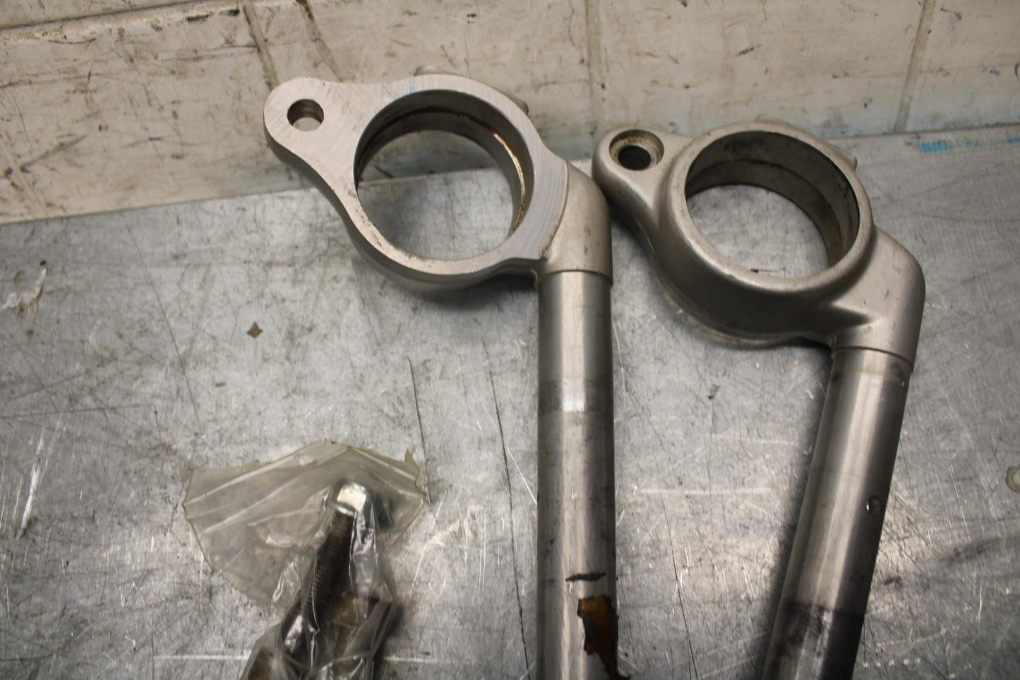 1993 Suzuki GSXR1100W LEFT RIGHT CLIP ON ONS HANDLEBARS PAIR SET BB46