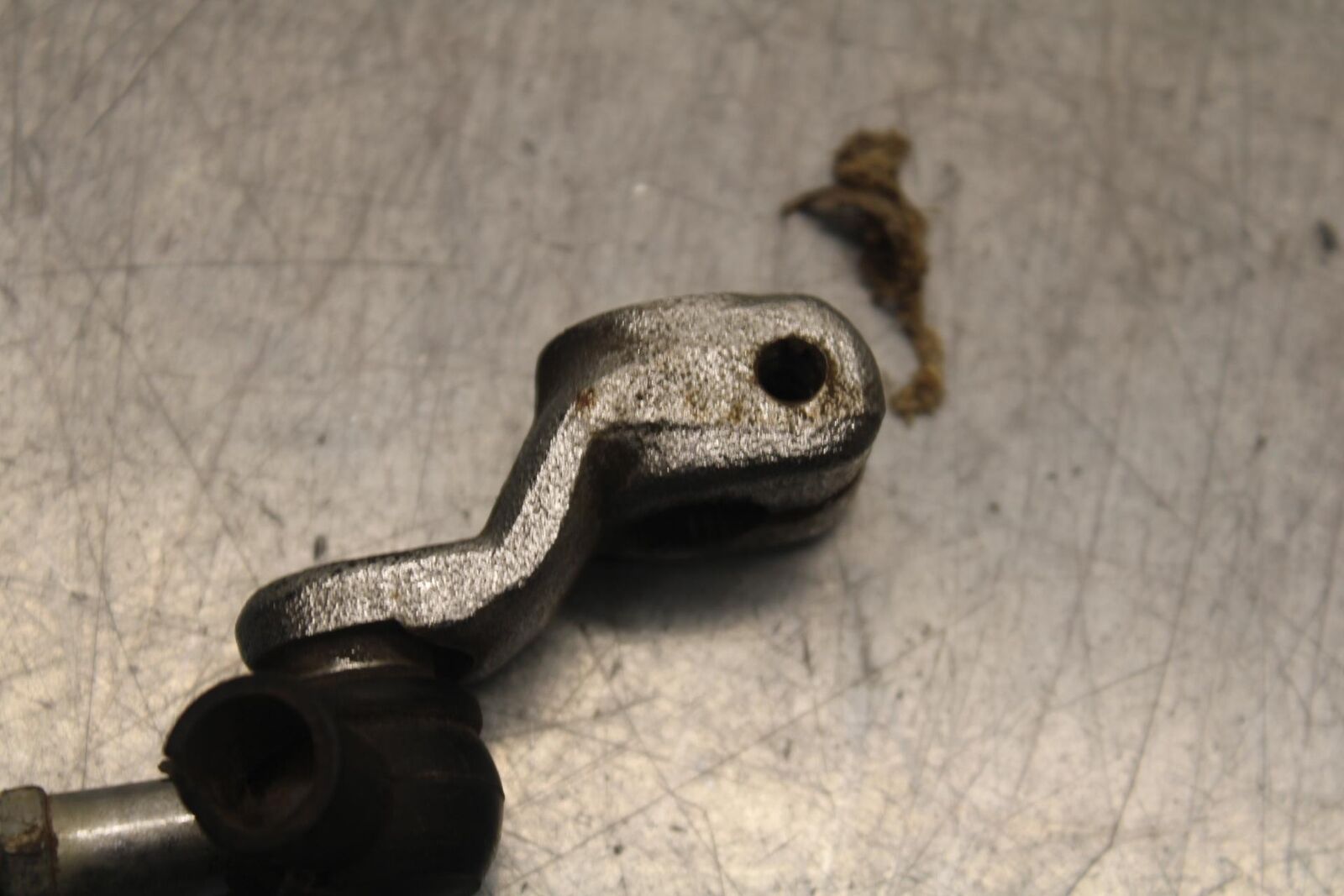 1988 Yamaha FZ600 LEFT REARSET REAR SET FOOT PEG W SHIFTER BB601