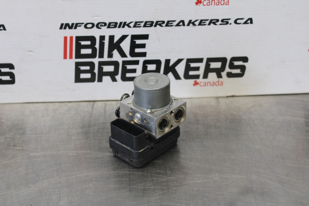 22-25 YAMAHA YZF R7 ABS PUMP UNIT MODULE BB850