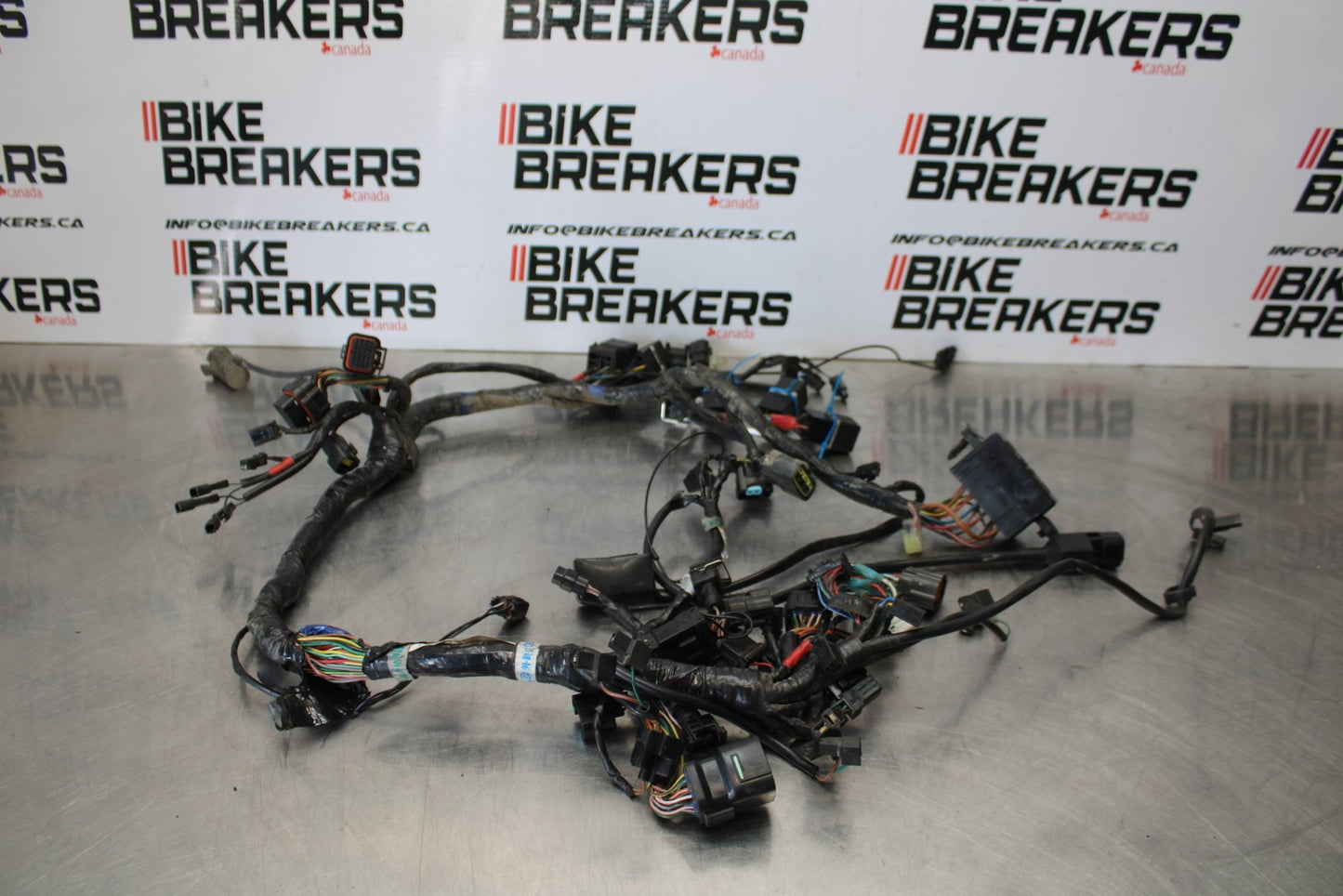 05 TRIUMPH ROCKET III MAIN ENGINE WIRING HARNESS MOTOR WIRE LOOM BB186