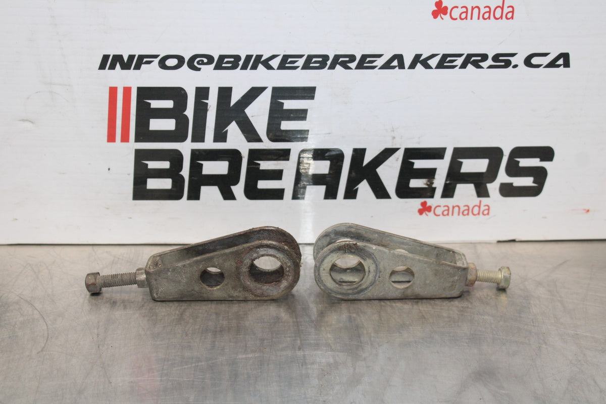 77 SUZUKI GS750 SWINGARM CHAIN TENSIONER ADJUSTMENT BRACKETS  BB779