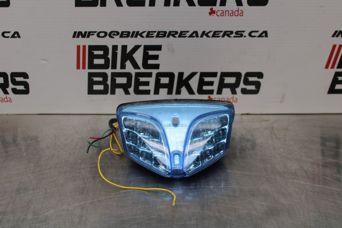 08-10 SUZUKI GSXR 600 AFTERMARKET REAR TAIL TAILLIGHT BACK BRAKE LIGHT BB202
