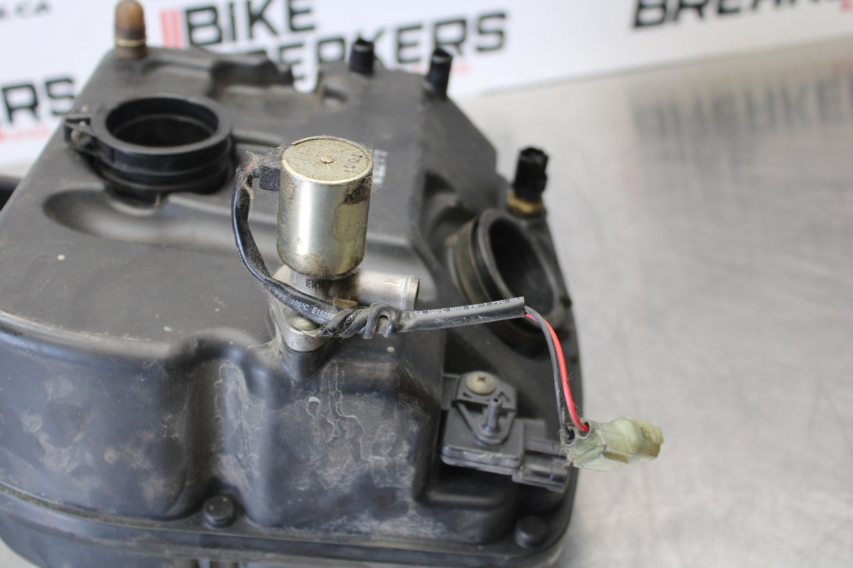 03 SUZUKI SV650S AIRBOX AIR INTAKE FILTER BOX BB167