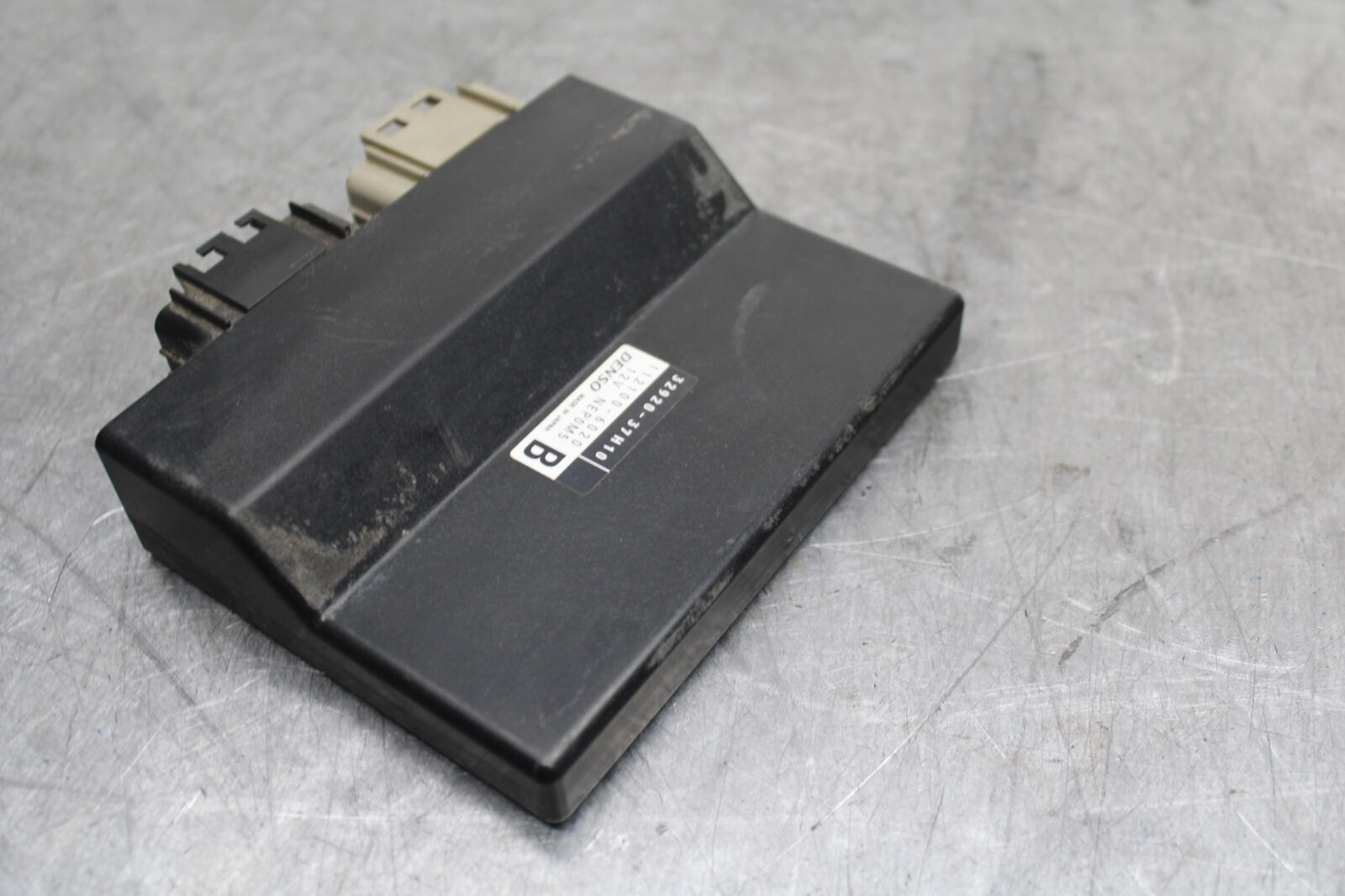 08-10 SUZUKI GSXR 600 ECU COMPUTER CONTROLLER UNIT BLACK BOX ECM CDI  BB721