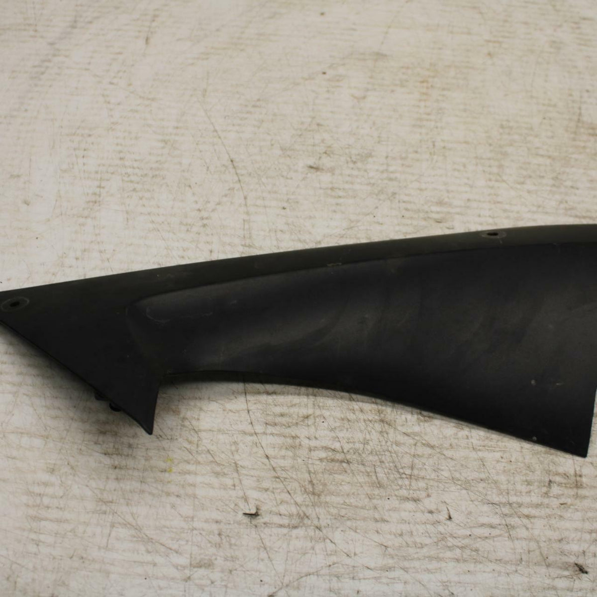 08-16 YAMAHA YZF R6 RIGHT FRONT DUCT COVER PANEL COWL BB365