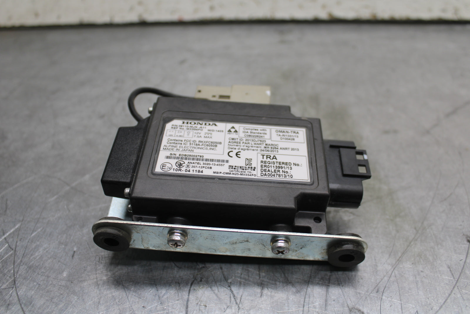 14 HONDA CTX1300A RADIO STEREO CONTROL UNIT BB732