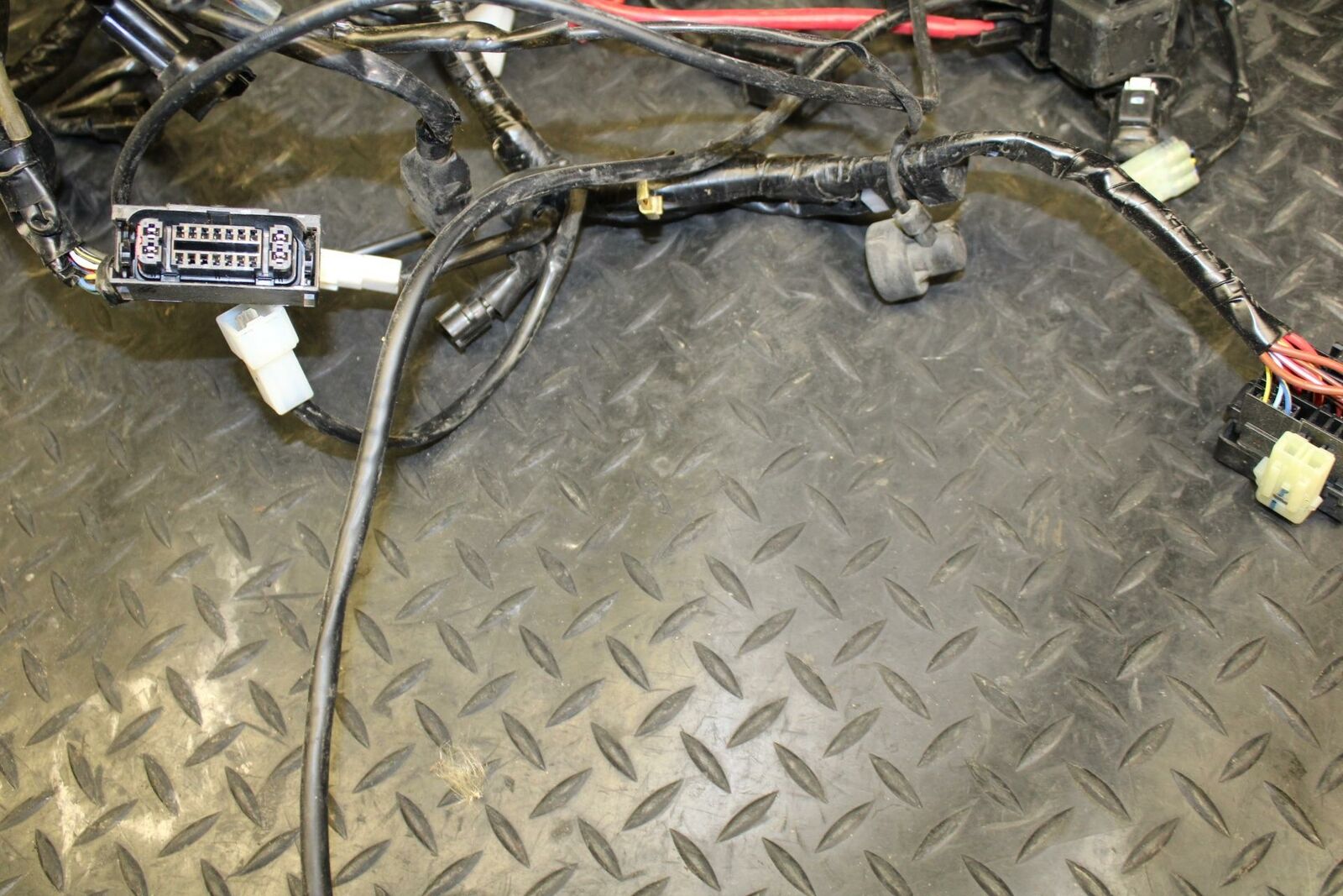 19 YAMAHA YZF R3 MAIN ENGINE WIRING HARNESS MOTOR WIRE LOOM BB177