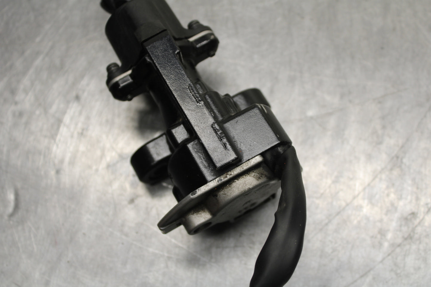 11-17 SUZUKI GSXR600 IGNITION LOCK W KEY BB132