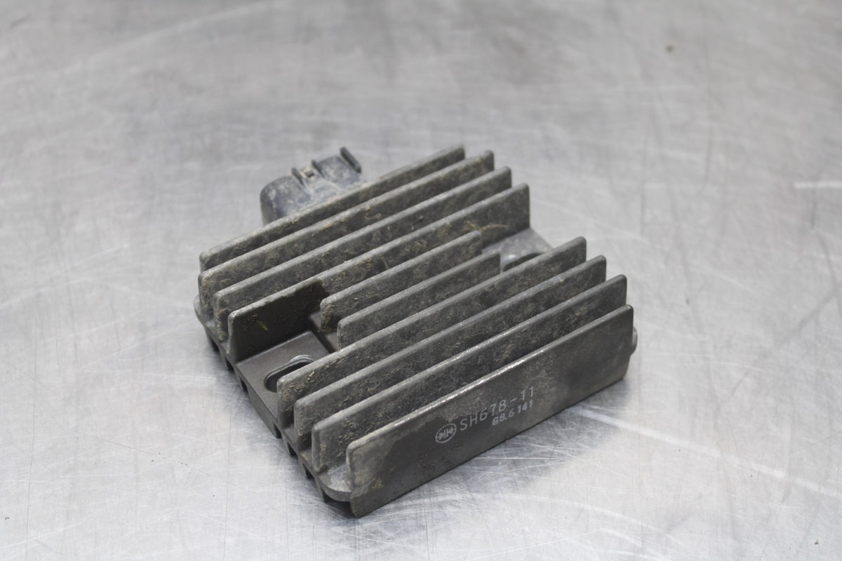 08-16 YAMAHA YZF R6 RECTIFIER VOLTAGE REGULATOR BB798