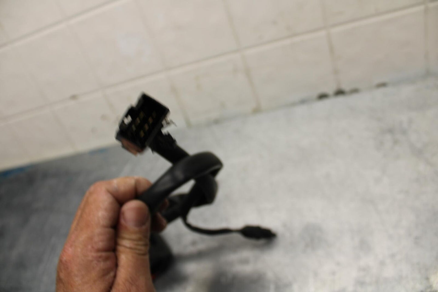 14-15 TRIUMPH STREET TRIPLE R LEFT  HANDLE HORN SIGNALS SWITCH SWITCHES BB441