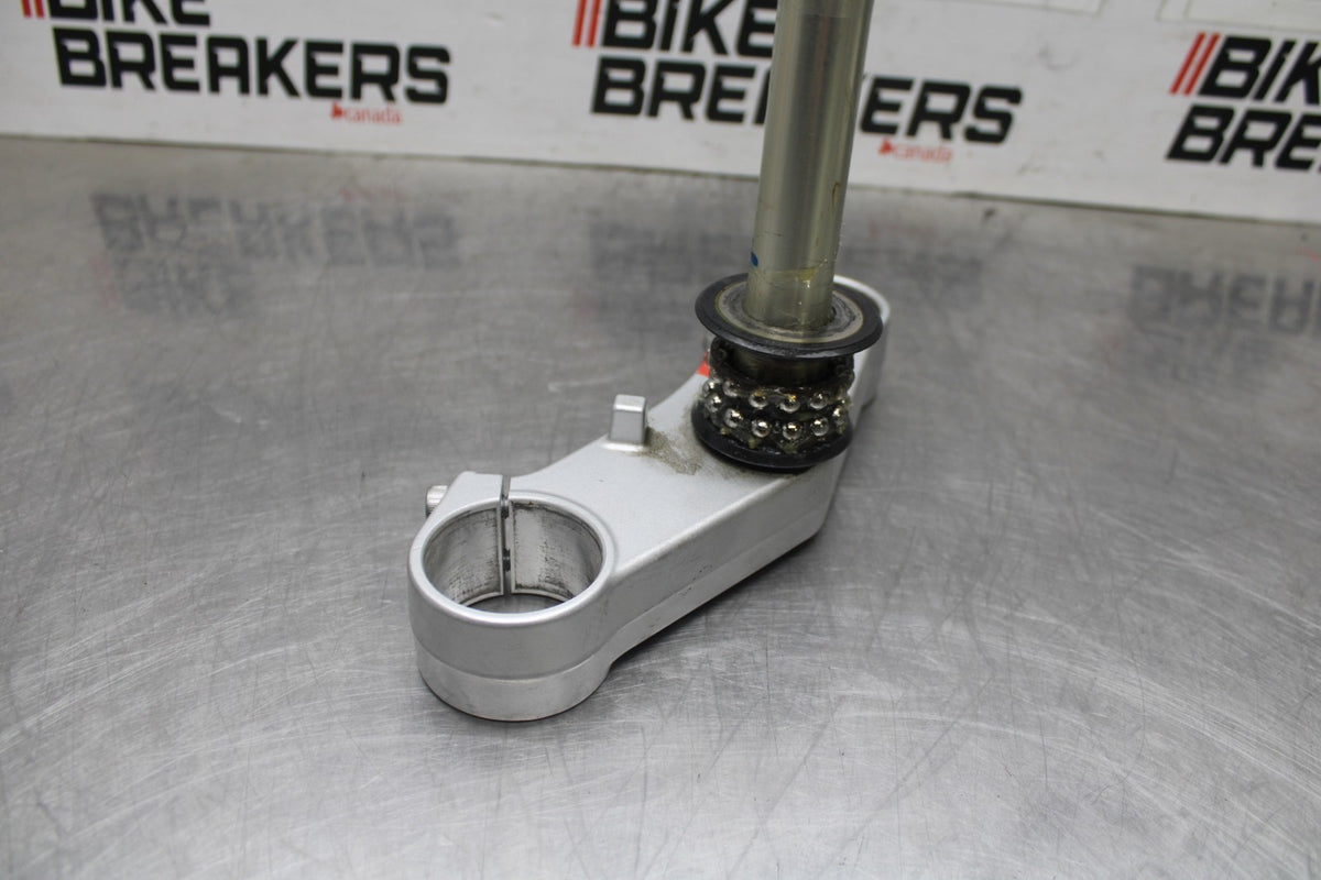 08-16 YAMAHA YZF R6 FRONT FORKS CLAMP LOWER TRIPLE TREE STEM BB929