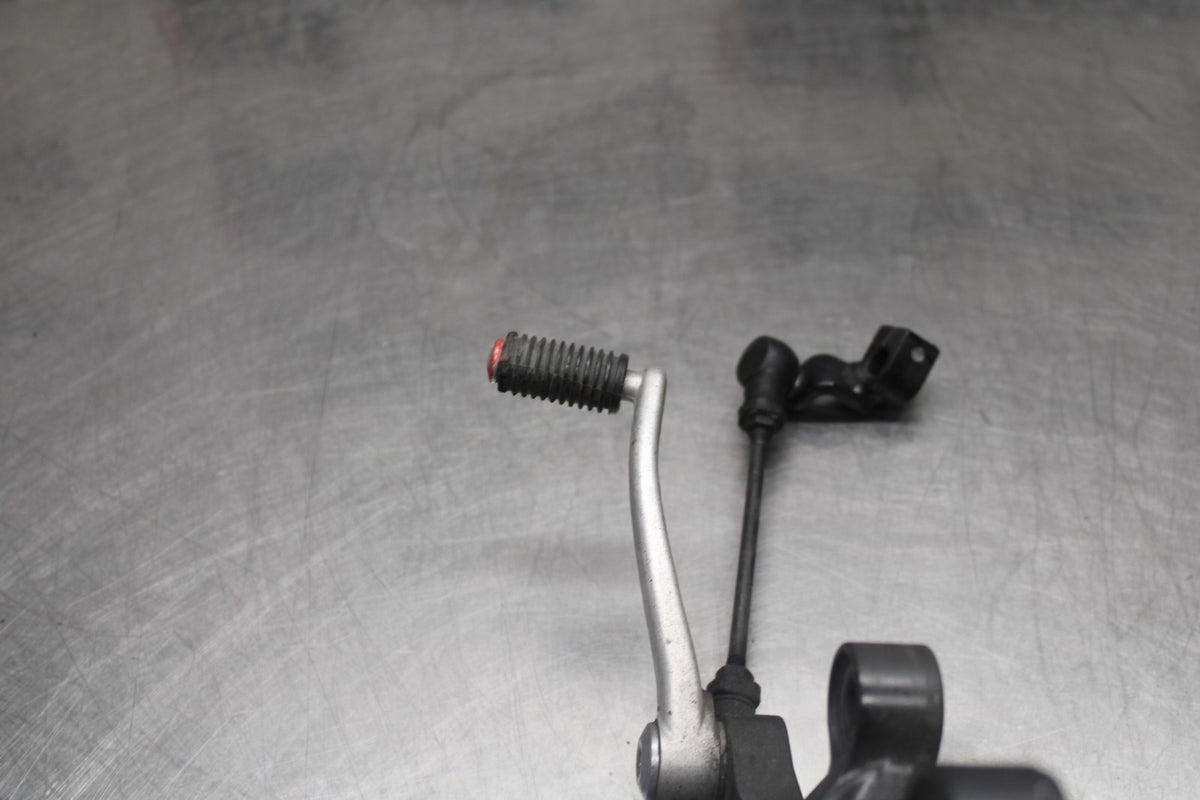 23 KAWASAKI Z900RS LEFT REARSET REAR SET FOOT PEG W SHIFTER BB935