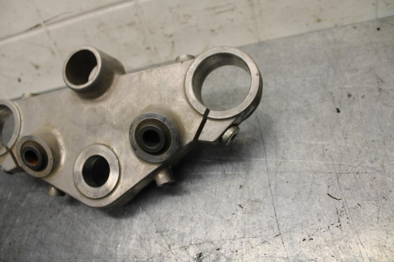 2001 Honda ST1100 FORKS UPPER TRIPLE TREE CLAMP BB77