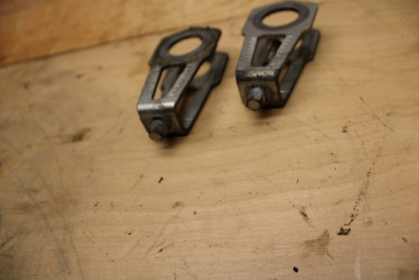 08-14 DUCATI MONSTER 696 SWINGARM CHAIN TENSIONER ADJUSTMENT BRACKETS  BB324