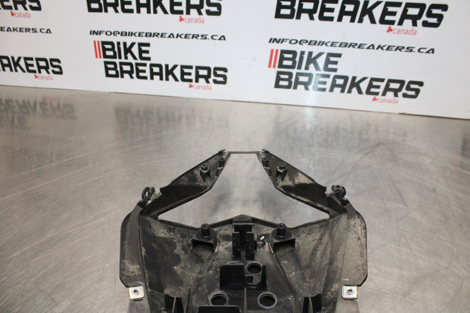 18-23 KAWASAKI NINJA 400 EX400 ABS REAR BACK TAIL UNDERTAIL FAIRING BB177