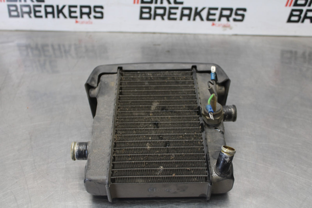 84 HONDA INTERCEPTOR 1000 VF1000F ENGINE RADIATOR MOTOR COOLING RADIATER  BB878