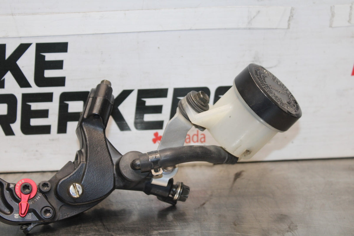 00-01 HONDA CBR929RR FRONT BRAKE MASTER CYLINDER w/ CRG LEVER BB925