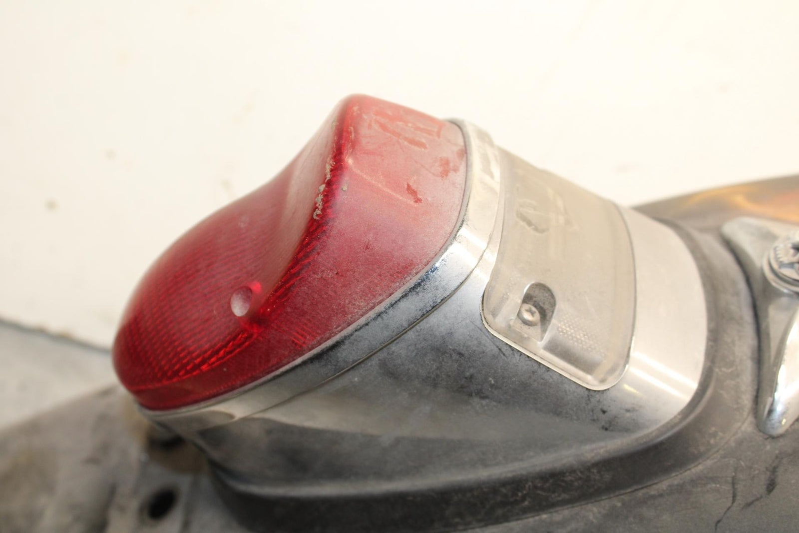 03-08 KAWASAKI VULCAN 1600 REAR BACK WHEEL FENDER MUD GUARD BB616