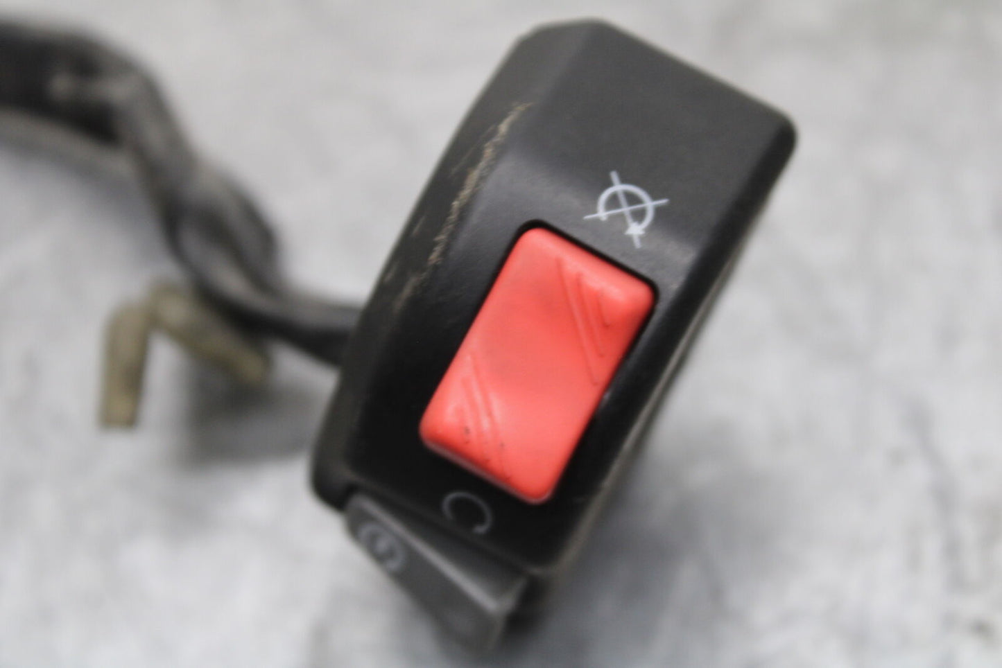 06 YAMAHA YZF R6 RIGHT CLIP ON HANDLE KILL OFF START SWITCH SWITCHES BB716