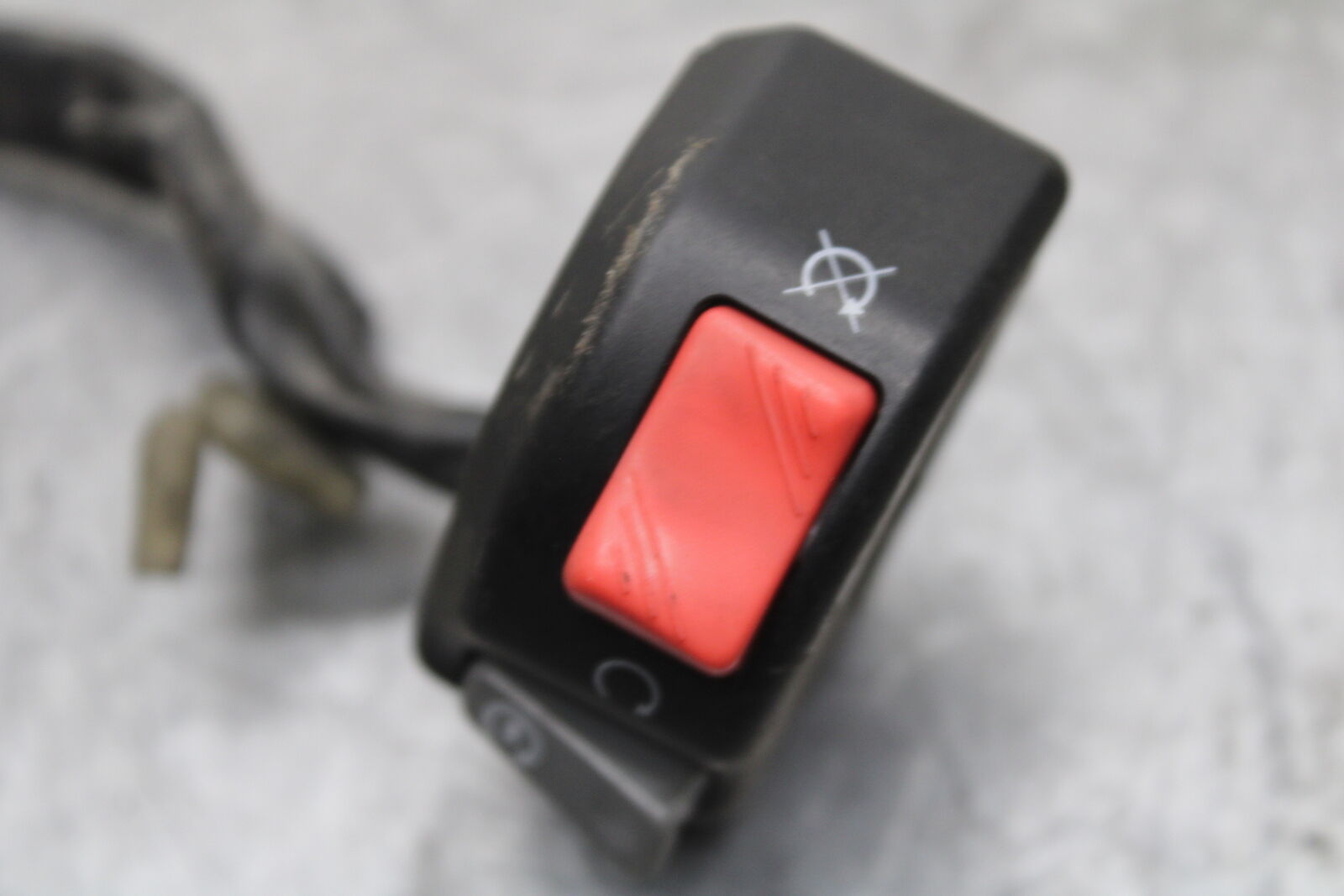 06 YAMAHA YZF R6 RIGHT CLIP ON HANDLE KILL OFF START SWITCH SWITCHES BB716