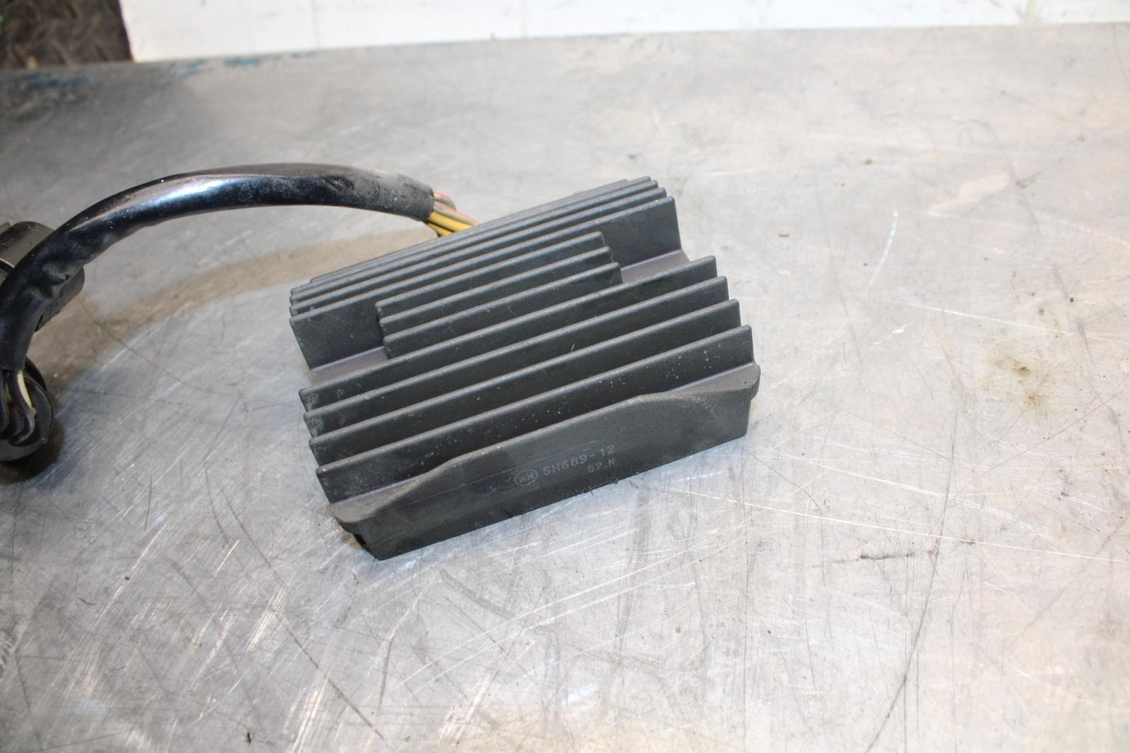 03 KAWASAKI ZX12R RECTIFIER VOLTAGE REGULATOR BB472