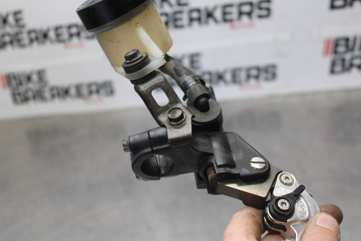 98-05 HONDA SUPER HAWK 1000 VTR1000F FRONT BRAKE MASTER CYLINDER w/ LEVER BB924