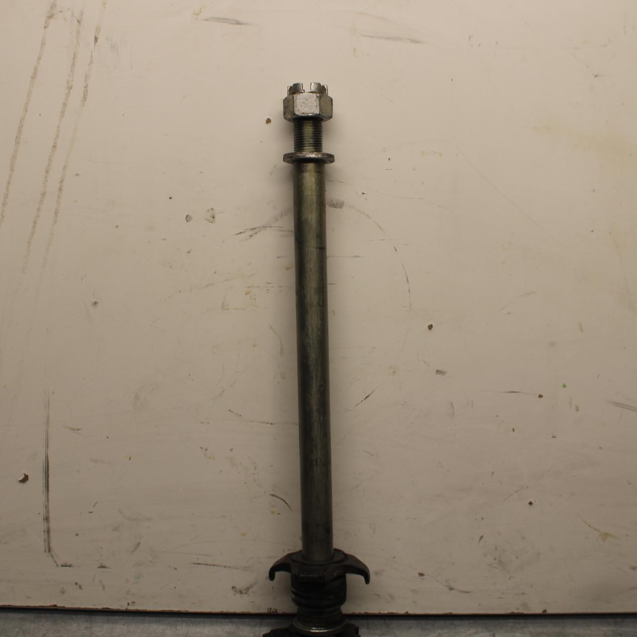 12-17 KAWASAKI ER-6N Z650 REAR AXLE BACK WHEEL RIM PIVOT BOLT AXEL BB607