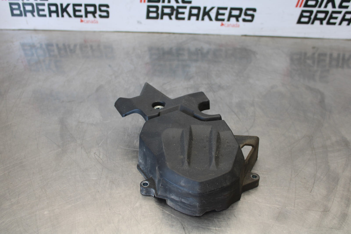 24-25 KAWASAKI NINJA 500 ABS ENGINE SPROCKET COVER BB899