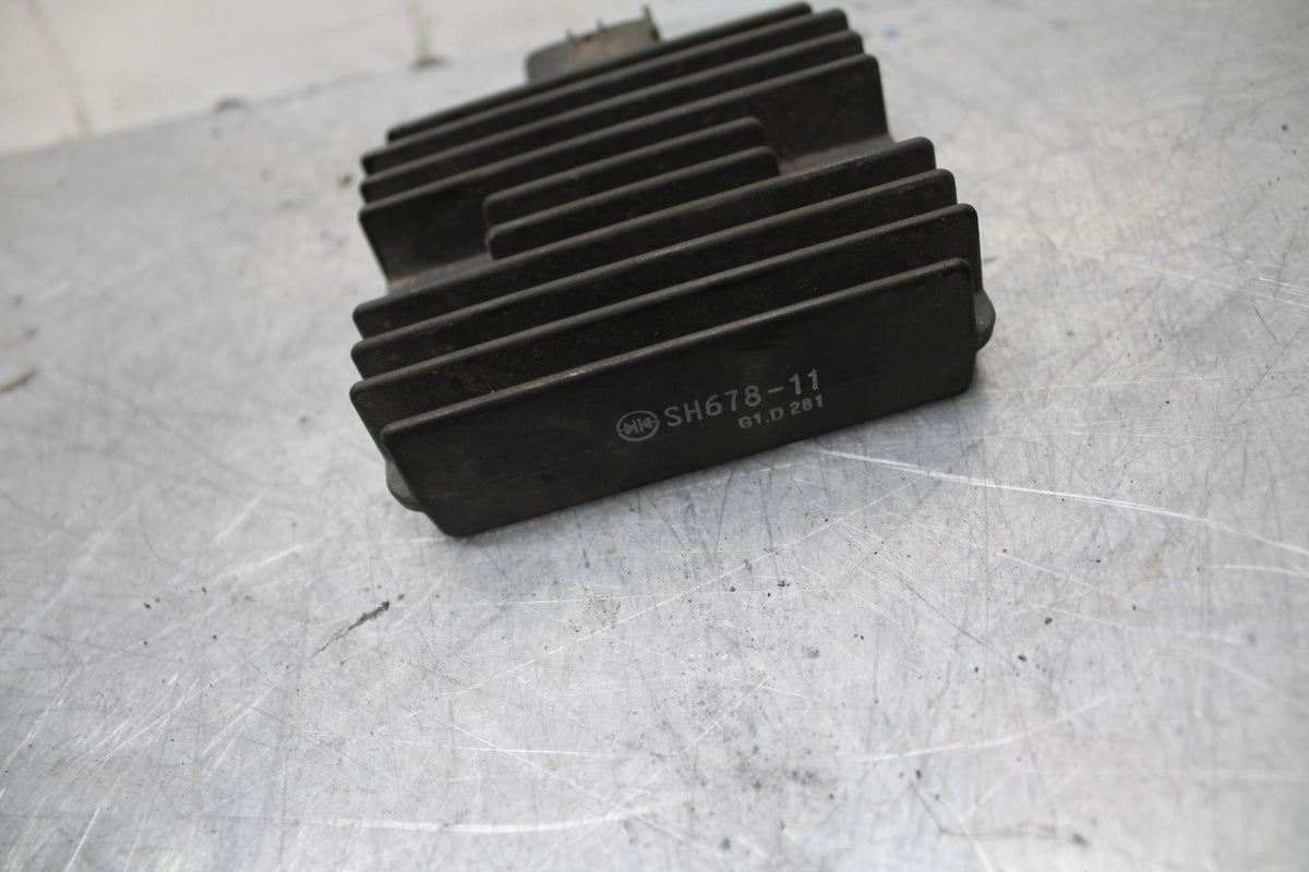 08-16 YAMAHA YZF R6 RECTIFIER VOLTAGE REGULATOR BB443