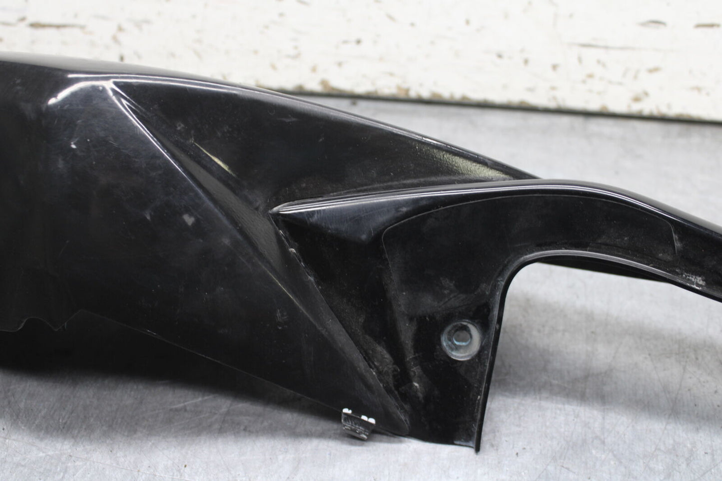 08-09 SUZUKI GSXR600 LEFT REAR BACK TAIL FAIRING COWL SHROUD BB728