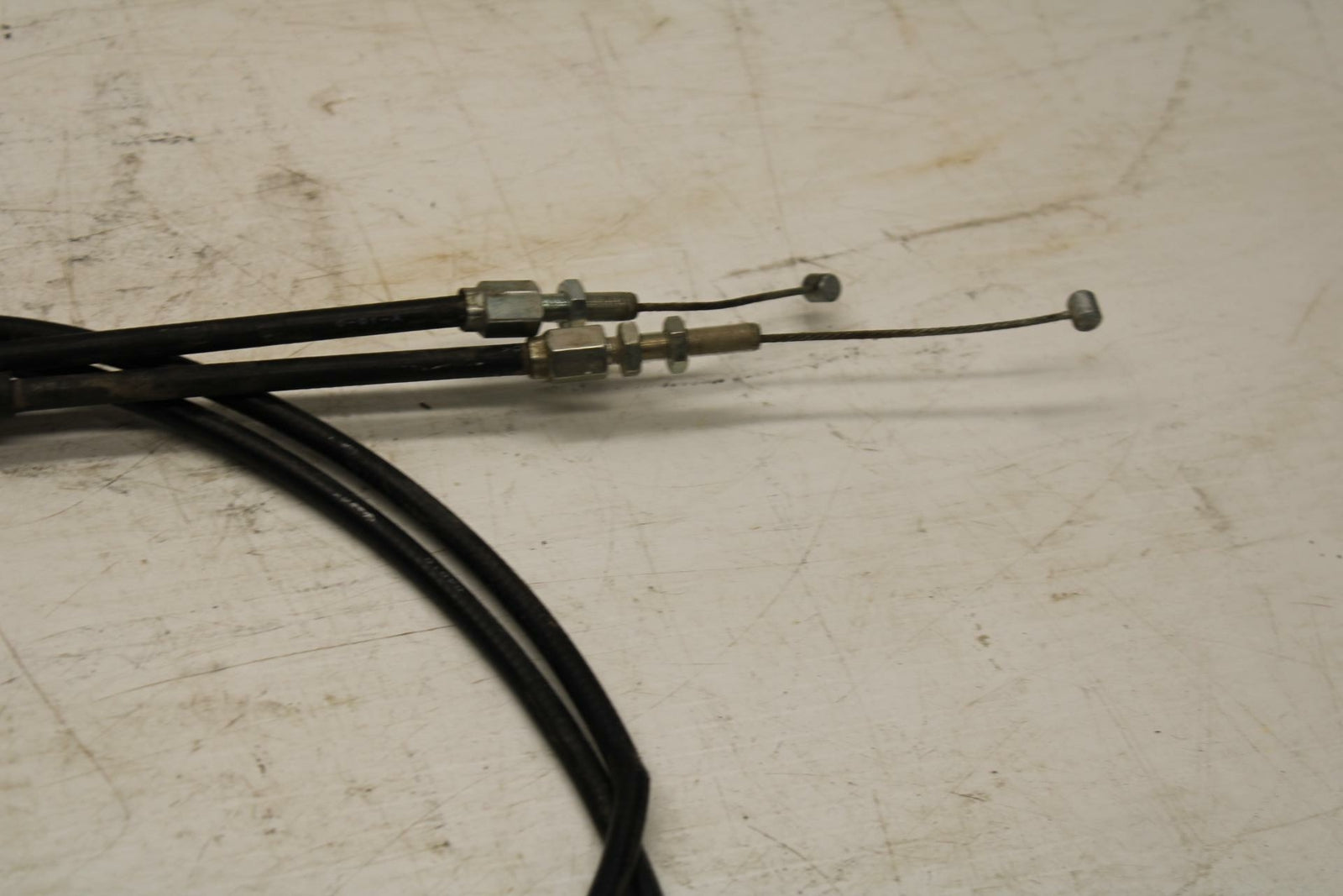 05-07 HONDA VTX1800F2 THROTTLE CABLES LINES BB351