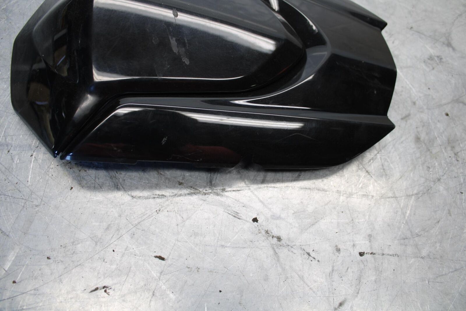 09-16 SUZUKI GSXR1000 REAR BACK SEAT SOLO COWL FAIRING COVER BB439