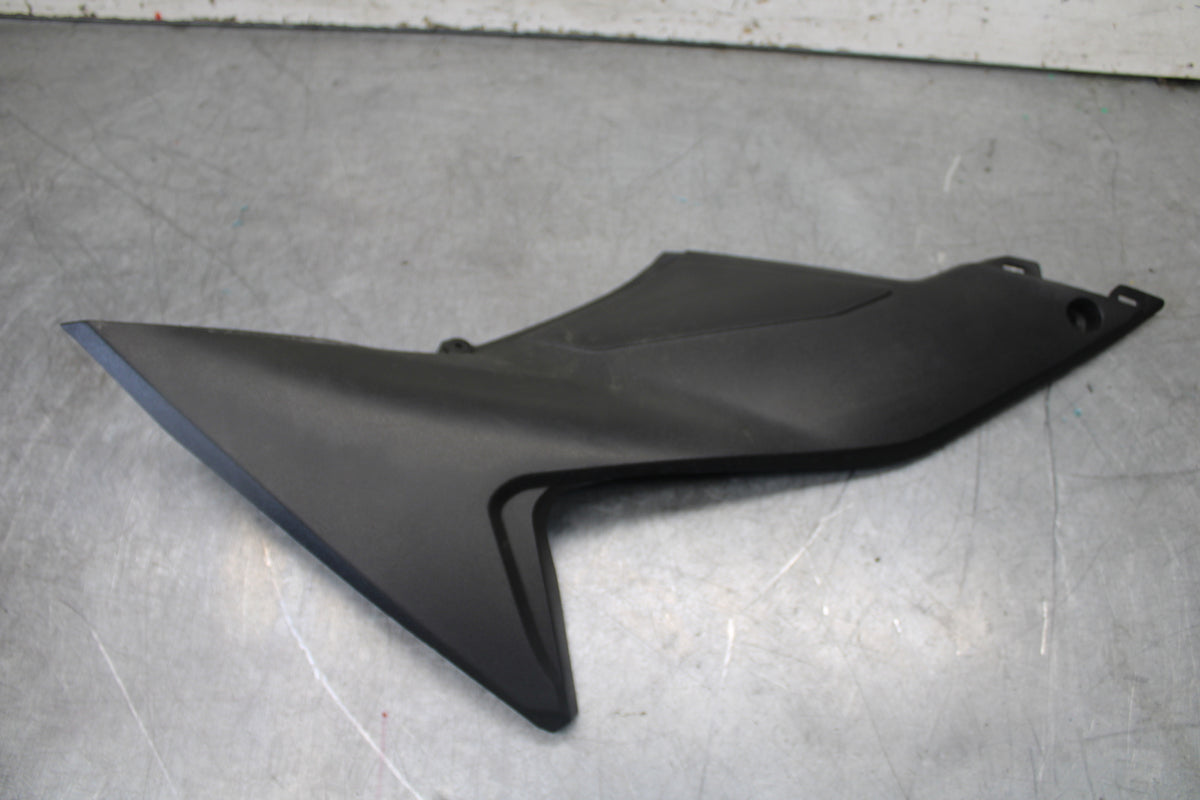 17-24 SUZUKI SV650 RIGHT GAS TANK FUEL CELL PANEL COVER TRIM COWL  BB706