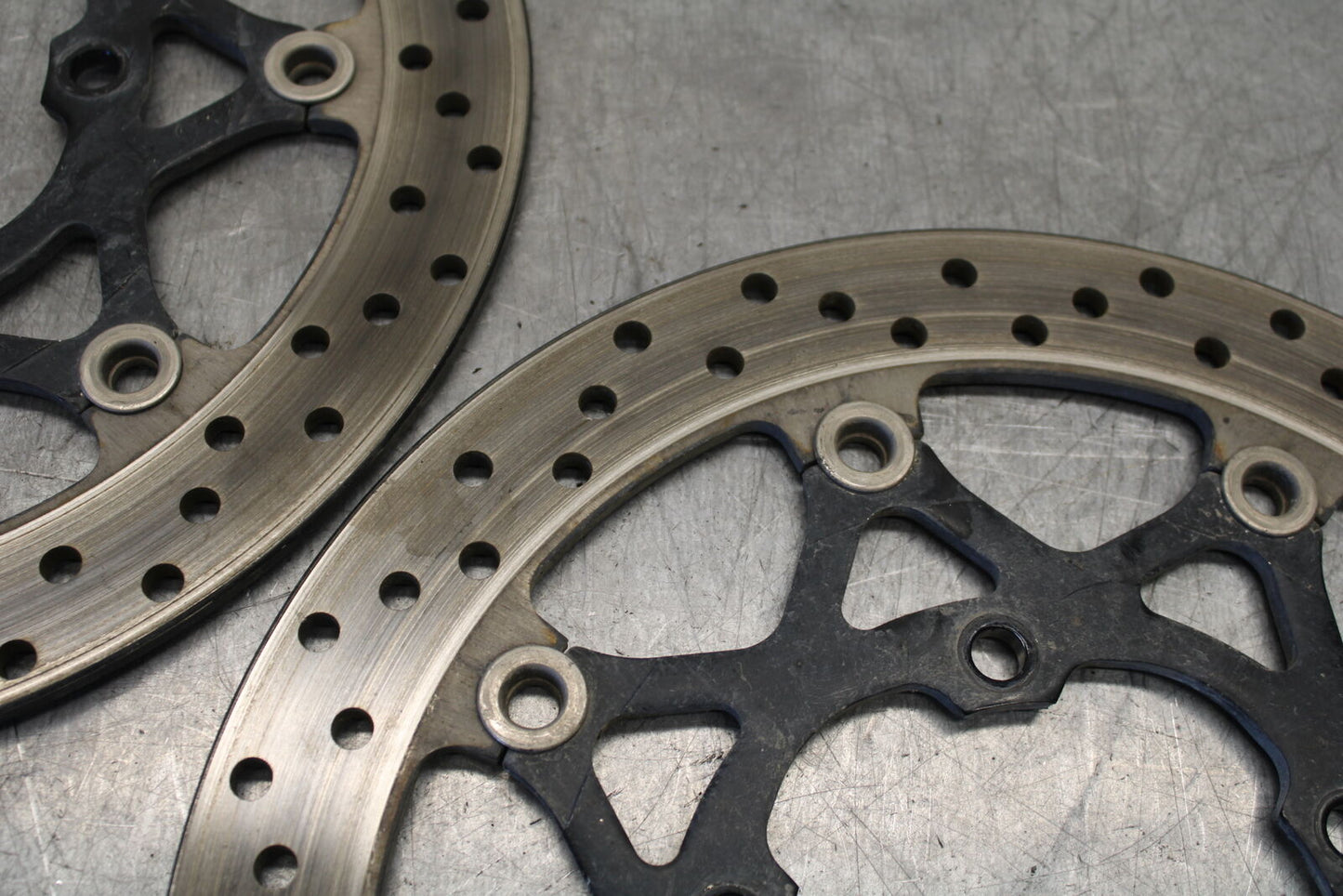 06-07 SUZUKI GSXR 600 FRONT LEFT RIGHT BRAKE ROTORS DISCS BB243