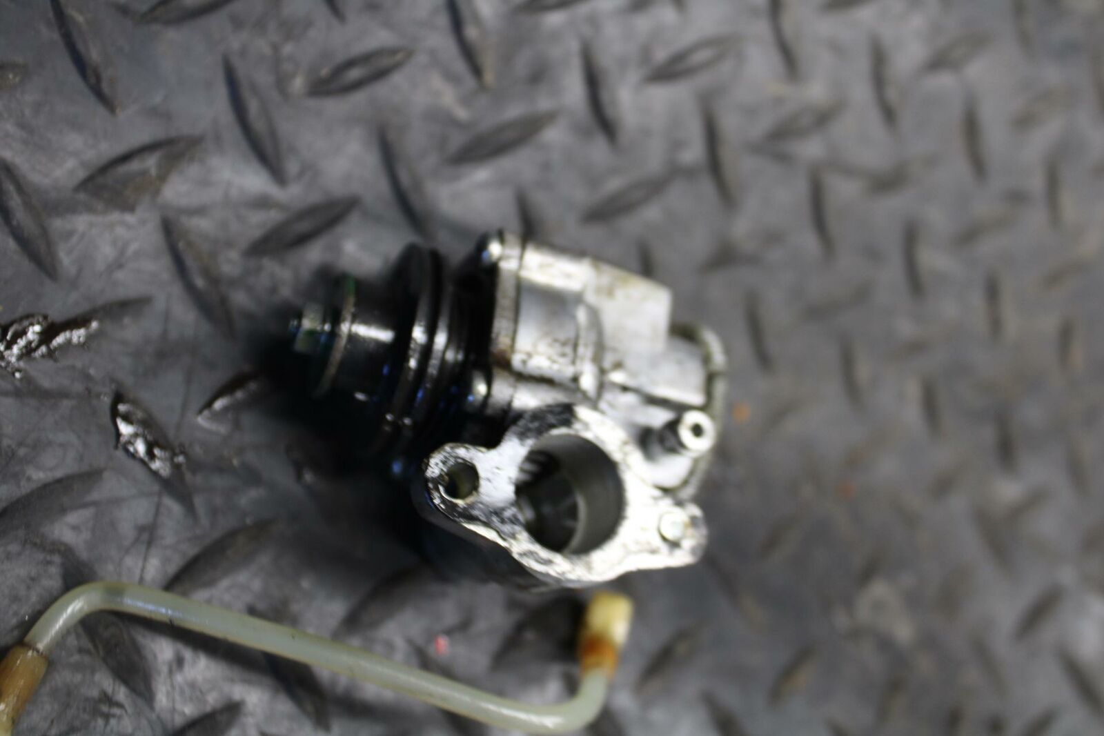 71 YAMAHA L5 ENGINE MOTOR OIL PUMP BB230