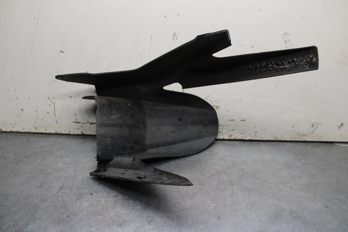 15-16 HONDA CB300F REAR BACK DRIVE CHAIN GUARD COVER SHIELD BB740