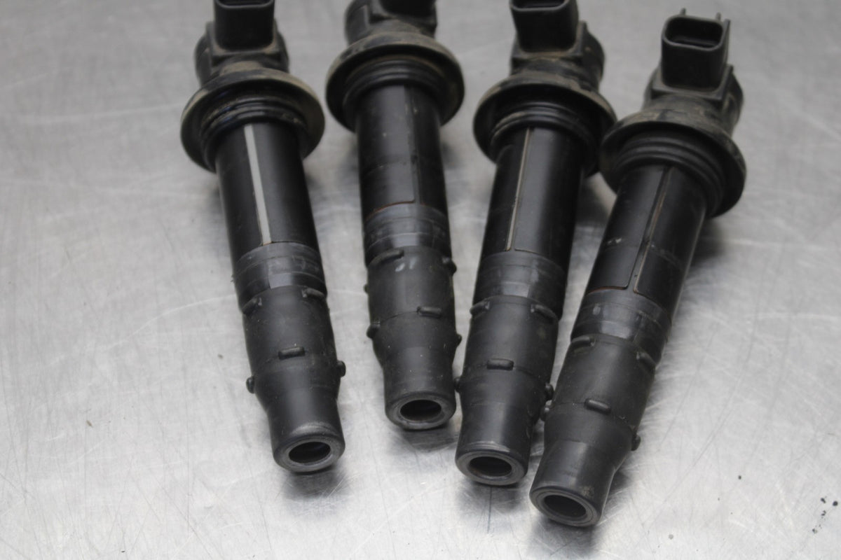 03 YAMAHA YZF R1 IGNITION COILS COIL SPARK PLUG CAPS BB895