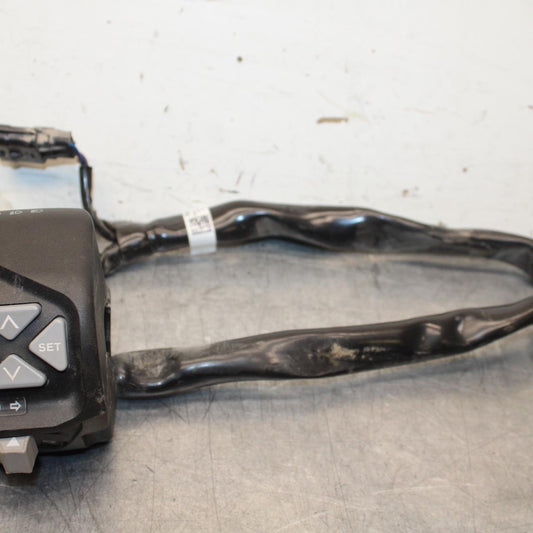 20-24 KTM 890  DUKE R LEFT CLIP ON HANDLE HORN SIGNALS SWITCH BB627