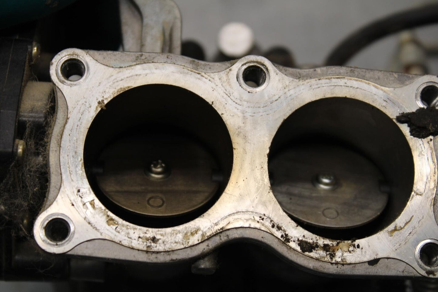 2006 Kawasaki Vulcan 900 VN900B Classic THROTTLE BODY BODIES 16163-0076 BB585