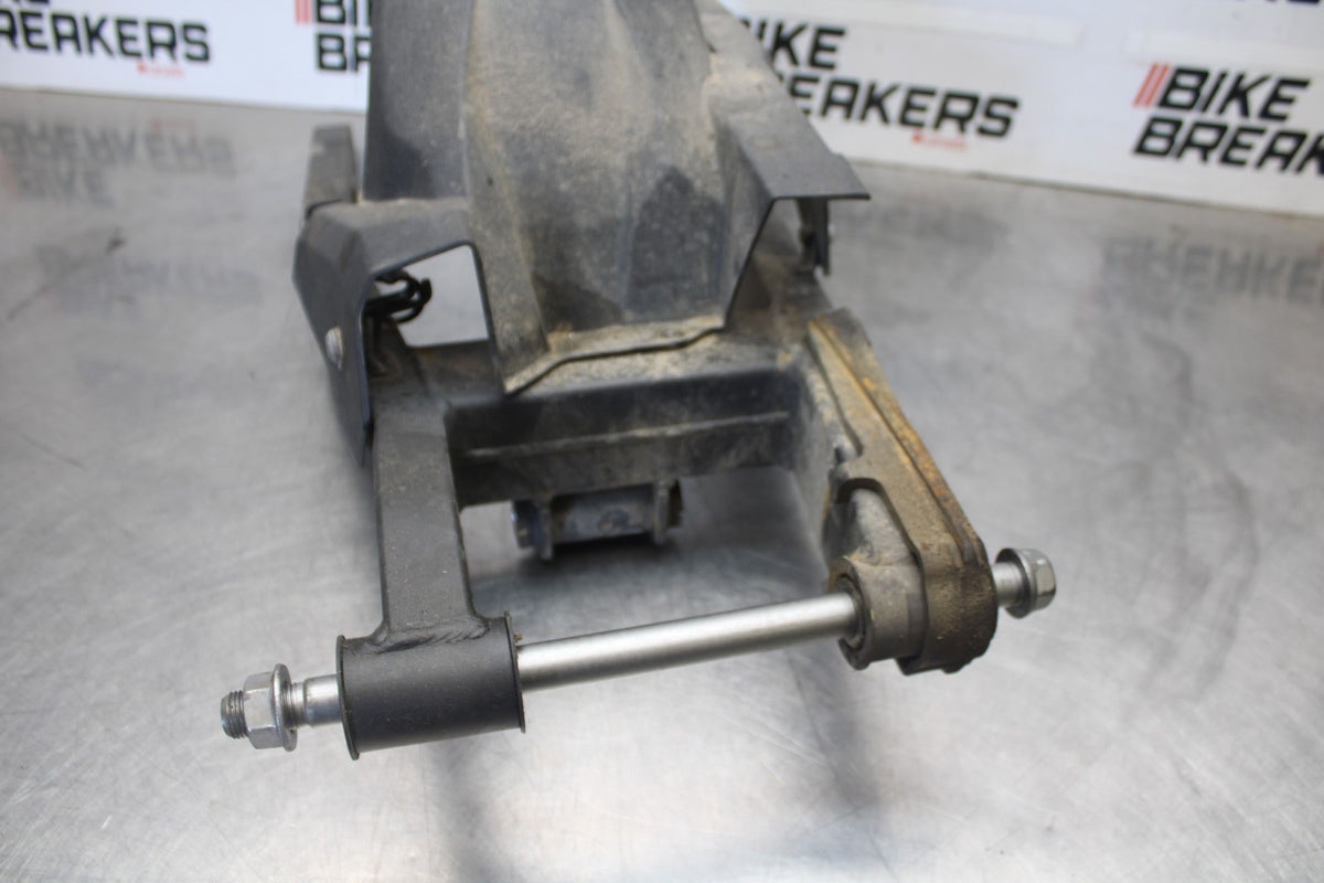 24-25 KAWASAKI NINJA 500 ABS REAR SWINGARM BACK SUSPENSION SWING ARM BB899