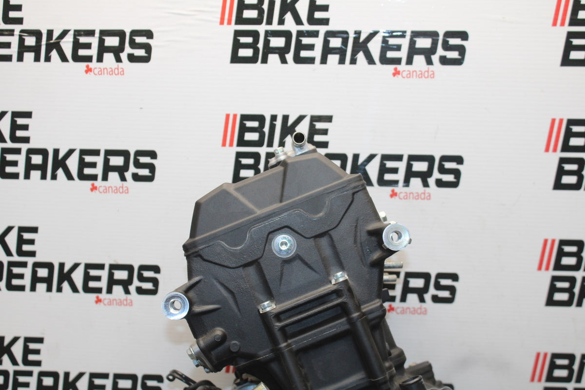 23 YAMAHA YZF R3 ENGINE MOTOR BB806