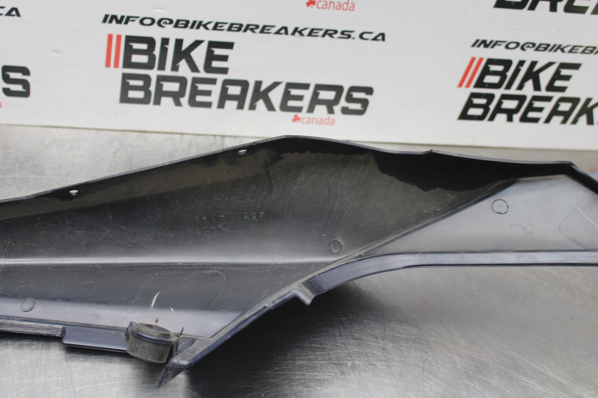 08 SUZUKI SV650 RIGHT REAR BACK TAIL FAIRING COWL SHROUD BB846