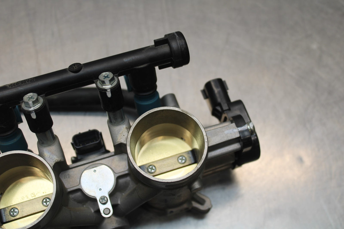 22-25 YAMAHA YZF R7 MAIN FUEL INJECTORS / THROTTLE BODIES BB769