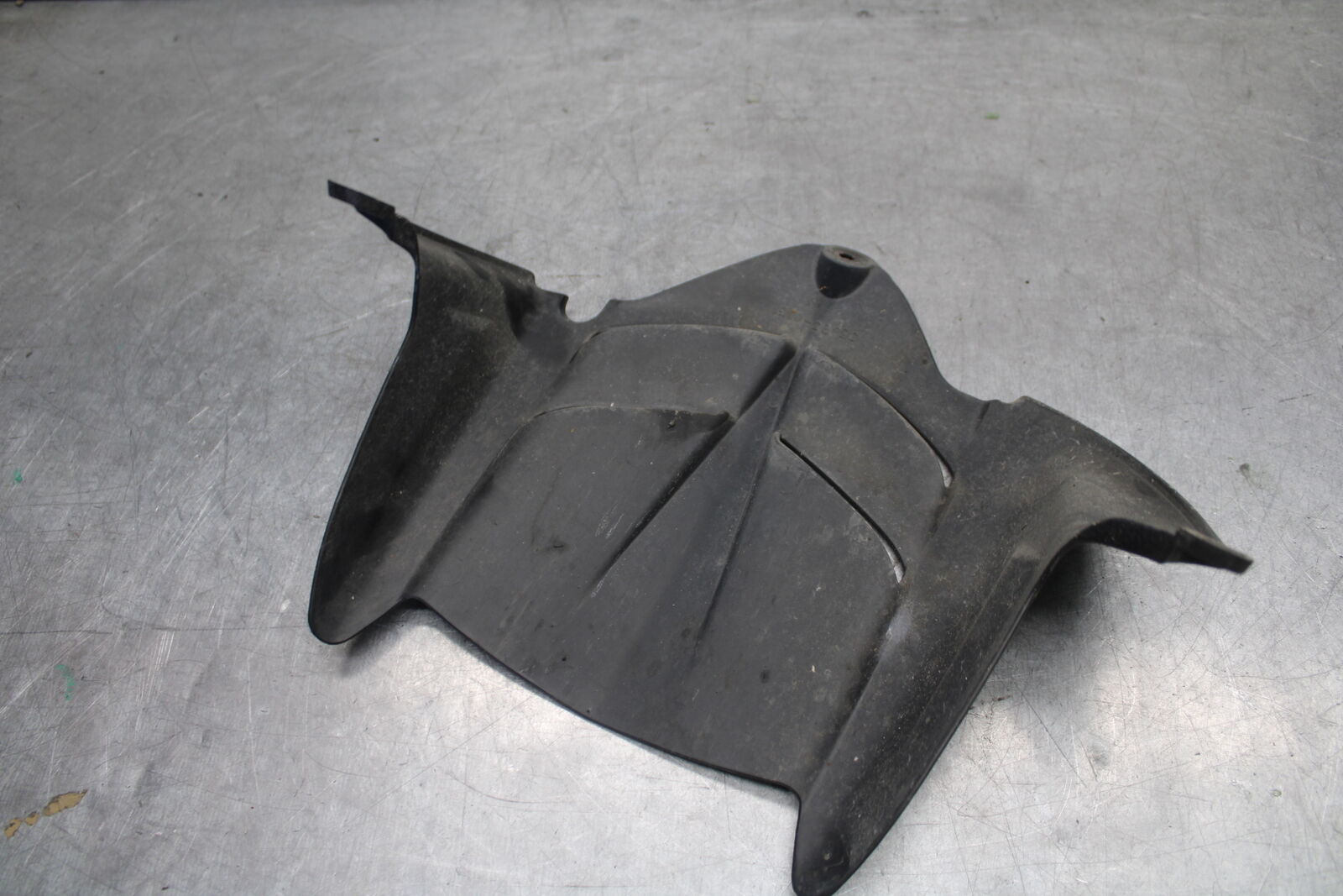 09-12 KAWASAKI NINJA ZX6R REAR BACK WHEEL TIRE HUGGER FENDER 35023-0171 BB698