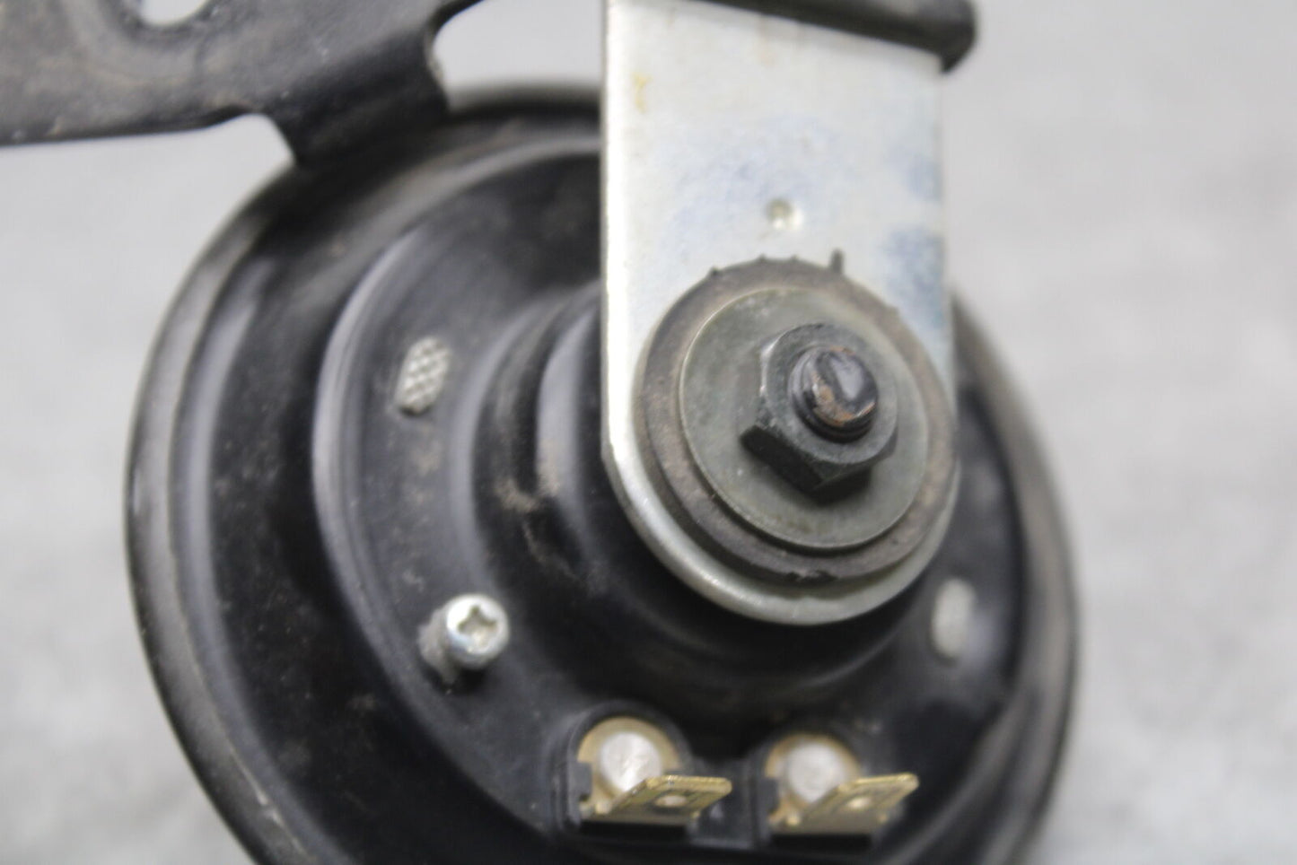 07-08 YAMAHA YZF R1 HORN SIGNAL BB675