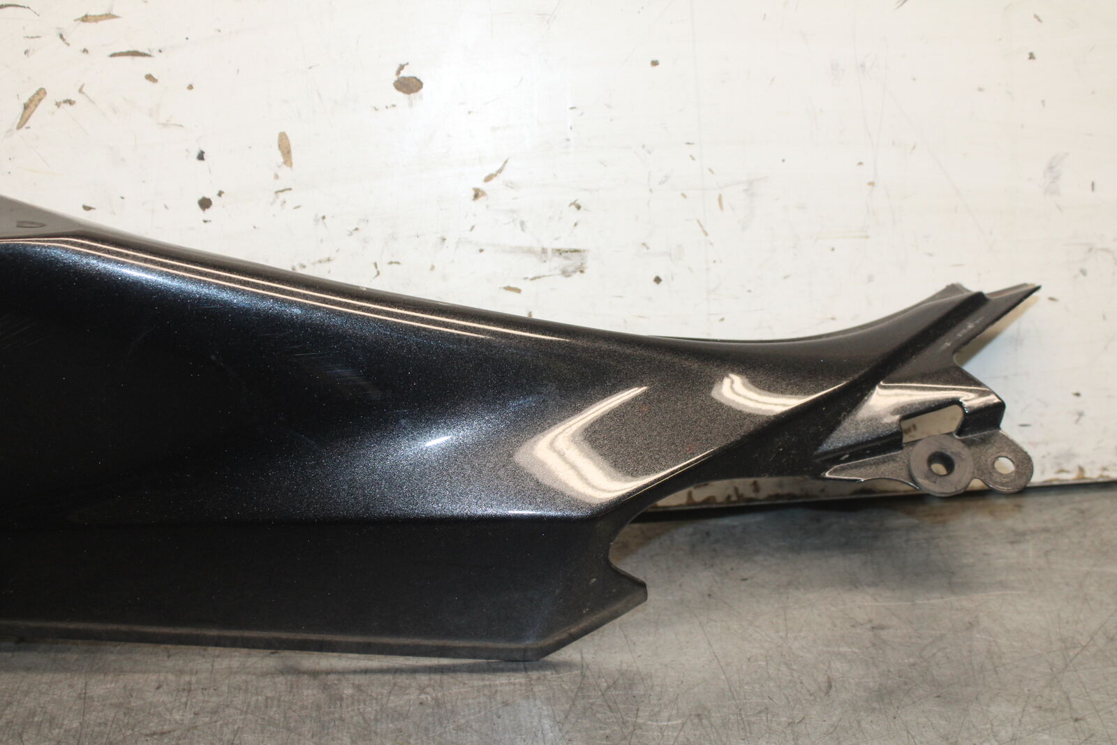 18-23 KAWASAKI NINJA 400 EX400 ABS LEFT REAR BACK TAIL FAIRING COWL SHROUD BB747