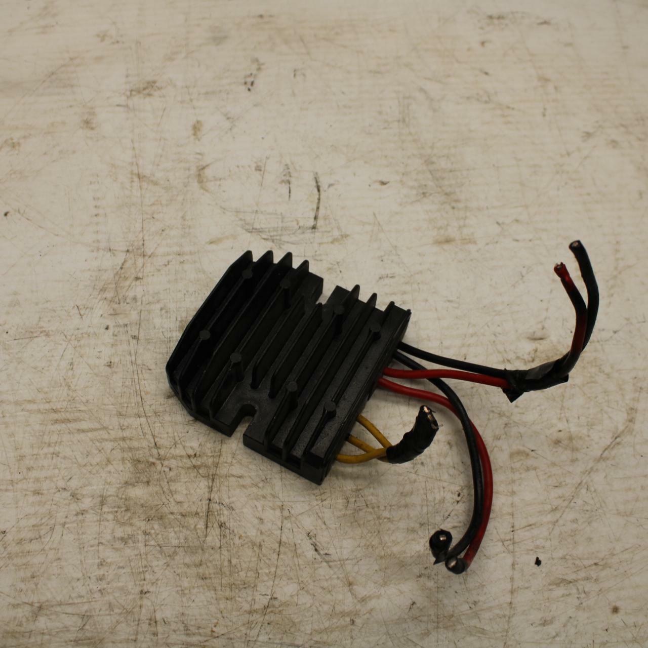05-09 SUZUKI BOULEVARD C90 RECTIFIER VOLTAGE REGULATOR BB357