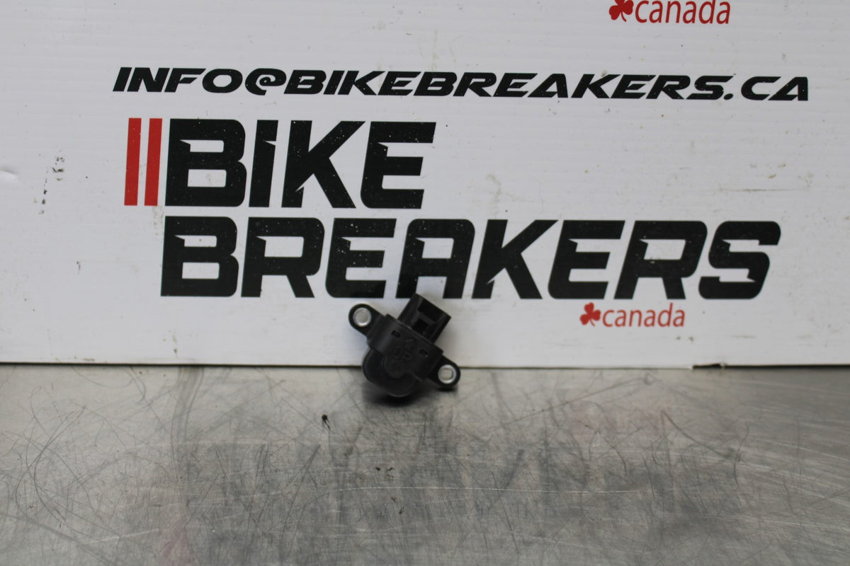21-23 KAWASAKI NINJA ZX6R TIP OVER BANK ANGLE CRASH SENSOR SWITCH  BB179